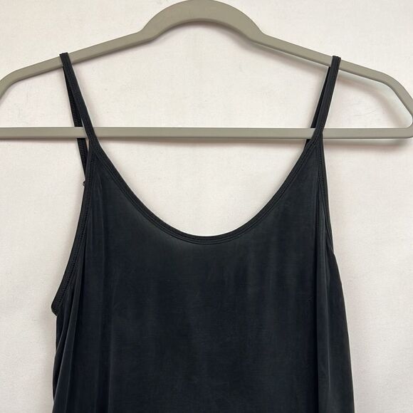 Lululemon City soul black tank top size 2 NWOT - Picture 2 of 10